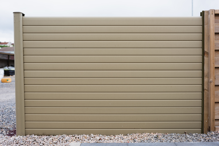 0065 Composite Fencing Natural Colour